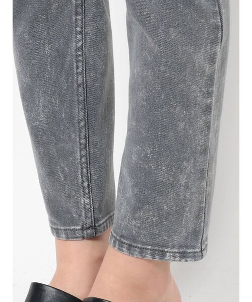 MURUA（ムルーア）の「ハイウエストスキニー（デニムパンツ・レディース・ブラック/ブラウン・0/1/2）」の14枚目の写真