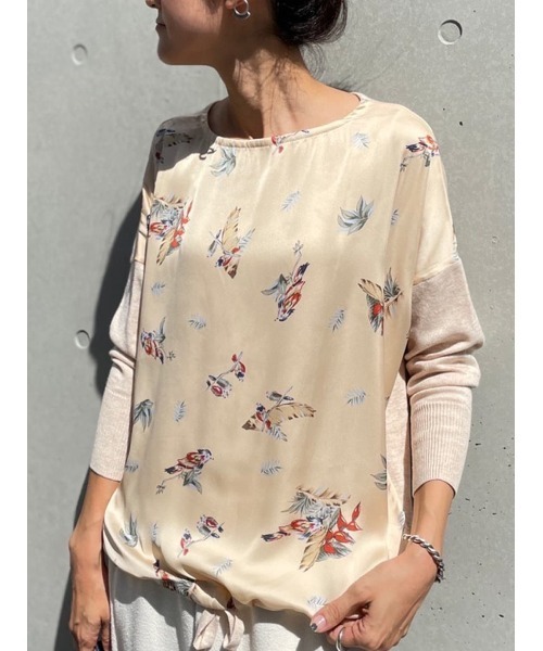 BEARDSLEY（ビアズリー）の「バードリーフプリントニット（ニット/セーター・レディース・ネイビー/ベージュ・FREE）」の2枚目の写真