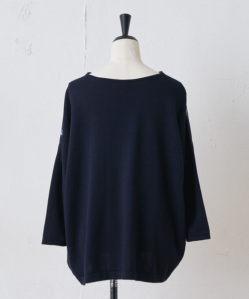 BEARDSLEY（ビアズリー）の「バードリーフプリントニット（ニット/セーター・レディース・ネイビー/ベージュ・FREE）」の6枚目の写真