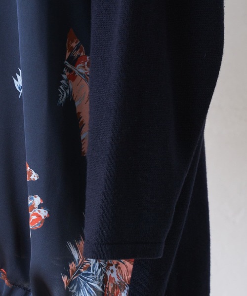 BEARDSLEY（ビアズリー）の「バードリーフプリントニット（ニット/セーター・レディース・ネイビー/ベージュ・FREE）」の10枚目の写真