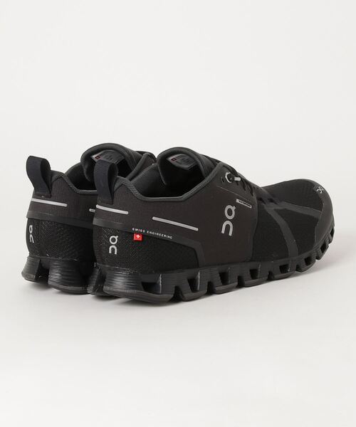 On（オン）の「ON/オン アウトドアシューズ CLOUD WATERPROOF 19.99987（スニーカー・メンズ・ブラック×グレー・27.5cm/26.5cm）」の2枚目の写真