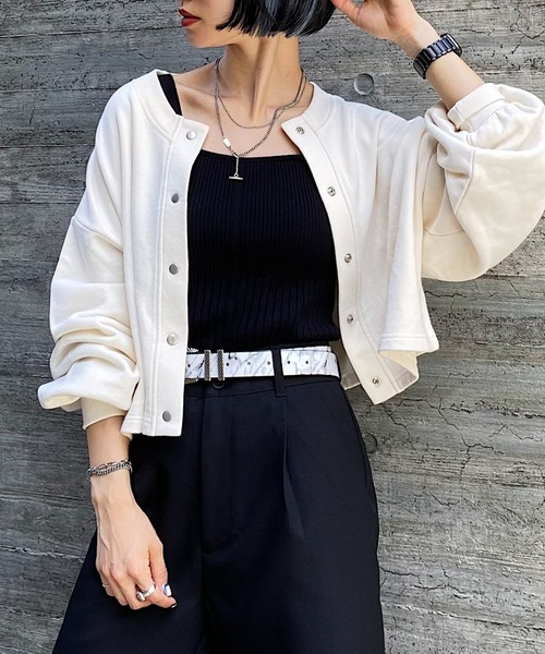 PAGEBOY（ページボーイ）の「ショートウラケカーディガン（カーディガン/ボレロ・レディース・オフホワイト/チャコールグレー/パープル系その他・FREE）」の4枚目の写真