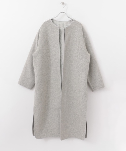 KBF+（ケービーエフプラス）の「KBF+　サイドスリットレイヤードコート∴∴（ノーカラージャケット・レディース・ベージュ/グレー・ONE）」の10枚目の写真