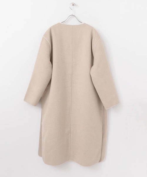 KBF+（ケービーエフプラス）の「KBF+　サイドスリットレイヤードコート∴∴（ノーカラージャケット・レディース・ベージュ/グレー・ONE）」の8枚目の写真
