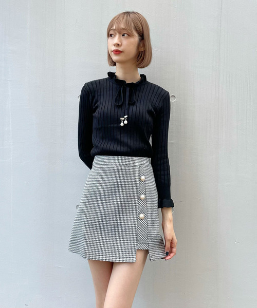 titty＆Co. PETIT（ティティアンドコープティ）の「【titty&Co.PETIT】ラメチェックパールスカパン（スカート・レディース・ブラック/ベージュ/グレー/ピンク・SMALL/LARGE/MEDIUM）」の3枚目の写真