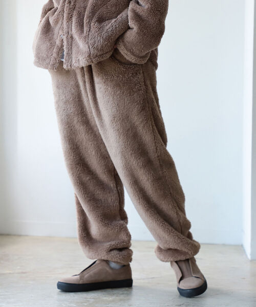 BEAMS（ビームス）の「BEAMS / バギーテーパード ボア イージーパンツ（その他パンツ・メンズ・ブラック/ベージュ・LARGE/X-LARGE/SMALL/MEDIUM）」の8枚目の写真