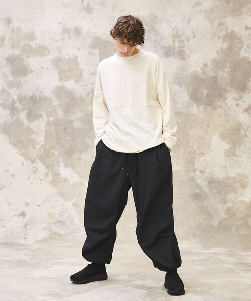 PUBLIC TOKYO（パブリックトウキョウ）の「ポリカルゼバルーンワイドカーゴパンツ（カーゴパンツ・メンズ・ブラック/ベージュ・1/2）」の15枚目の写真