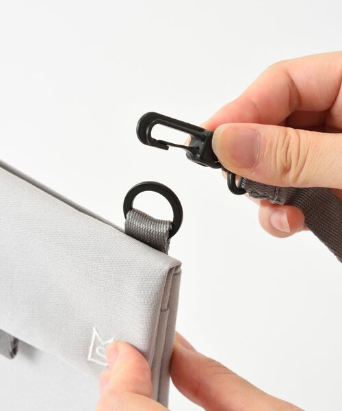 TRAVEL SHOP MILESTO(トラベルショップミレスト)の「LIKID モバイルサコッシュ(ショルダーバッグ・レディース・ライトグレー/ブルーグリーン/ブラック・フリ-)」の9枚目の写真