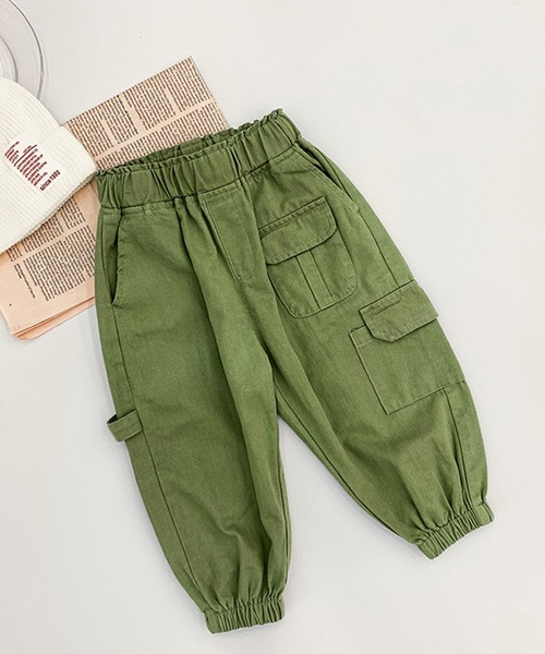 aimoha（アイモハ）の「【aimoha-KIDS-】【新作】 子供服 ビッグポケット裾絞りカーゴパンツ（カーゴパンツ・キッズ・ダークベージュ/ブラック/カーキ・110/100/130/140/120/90/80）」の20枚目の写真