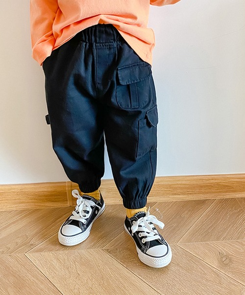 aimoha（アイモハ）の「【aimoha-KIDS-】【新作】 子供服 ビッグポケット裾絞りカーゴパンツ（カーゴパンツ・キッズ・ダークベージュ/ブラック/カーキ・110/100/130/140/120/90/80）」の11枚目の写真