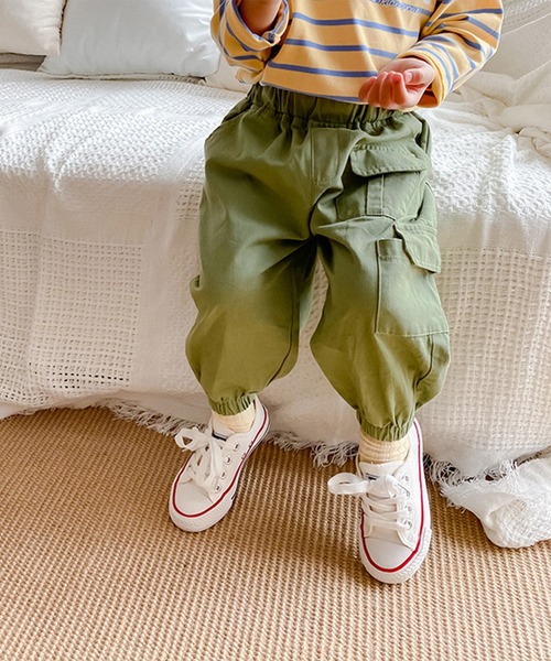aimoha（アイモハ）の「【aimoha-KIDS-】【新作】 子供服 ビッグポケット裾絞りカーゴパンツ（カーゴパンツ・キッズ・ダークベージュ/ブラック/カーキ・110/100/130/140/120/90/80）」の14枚目の写真