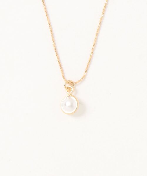 natural couture（ナチュラルクチュール）の「パールシンプルネックレス（ネックレス・レディース・シルバー/ゴールド・FREE）」の2枚目の写真