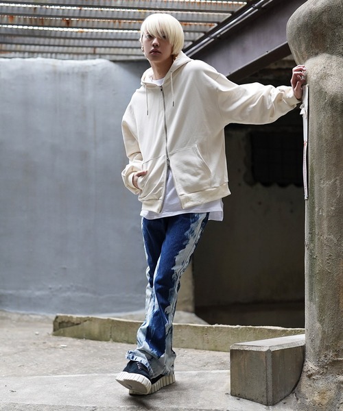 G.O.C（ジーオーシー）の「オーバーサイズ バルーン ジップ パーカー（パーカー・メンズ・ブラック/グレー/クリーム/ワイン/グリーン・MEDIUM/LARGE）」の13枚目の写真