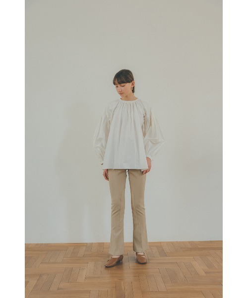 CLANE（クラネ）の「CLANE/クラネ/VOLUME PUFF SMOCK TOPS（シャツ/ブラウス・レディース・ホワイト/ベージュ・1）」の16枚目の写真