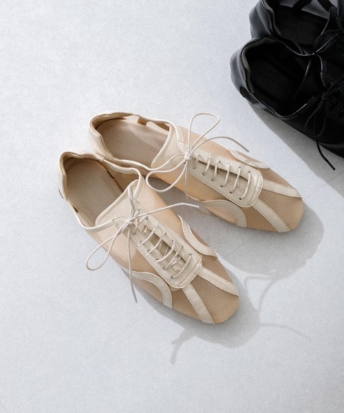 SENSE OF PLACE by URBAN RESEARCH（センスオブプレイスバイアーバンリサーチ）の「チュールスニーカー（スニーカー・レディース・ブラウン/ブラック/ベージュ・SMALL/LARGE/MEDIUM）」の5枚目の写真