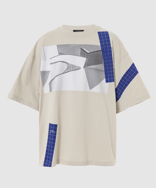A-COLD-WALL*（アコールドウォール）の「INFOGRAPHIC T-SHIRT（Tシャツ/カットソー・メンズ・ベージュ/グレー・M/L/XL）」の2枚目の写真