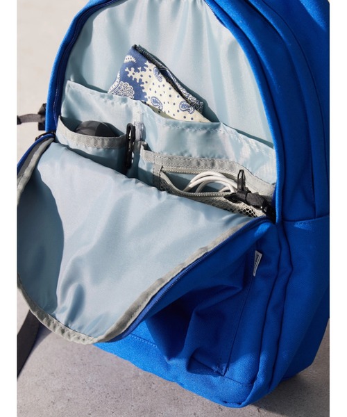 AMERICAN HOLIC（アメリカンホリック）の「２層タウンディパック（バックパック/リュック・レディース・ブラック/ベージュ/ブルー・FREE）」の12枚目の写真