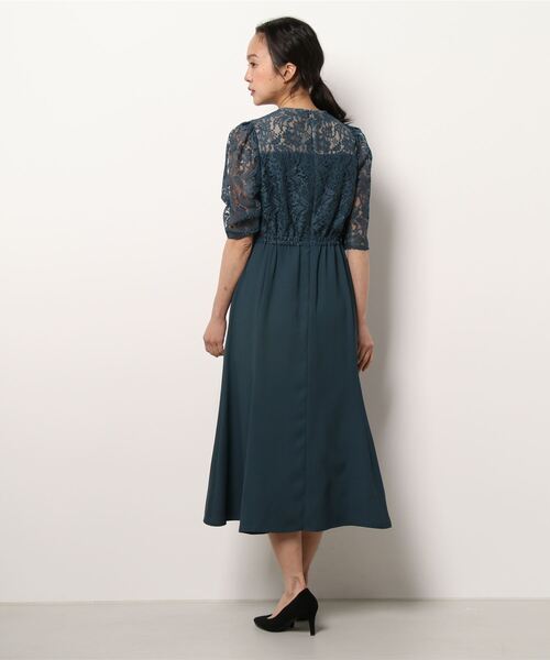 AIMER（エメ）の「スクエアネック袖付きソフトマーメイドドレス 