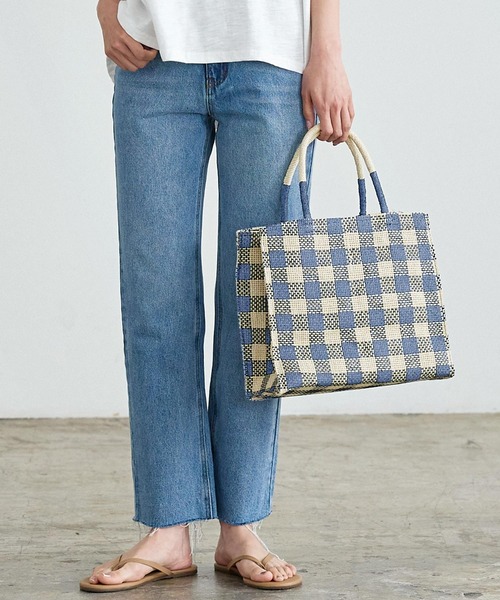 KOBE LETTUCE(コウベレタス)の「チェックボックスペーパートートバッグ(トートバッグ・レディース・サックスブルー/レッド/グレイッシュベージュ/ブラック/ブルー/ラベンダー・FREE)」の11枚目の写真