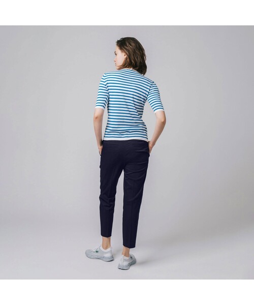LACOSTE（ラコステ）の「撥水テーパードクロップドチノパンツ（チノパンツ・レディース・ベージュ/ネイビー・36/34/40/38）」の12枚目の写真