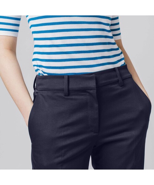 LACOSTE（ラコステ）の「撥水テーパードクロップドチノパンツ（チノパンツ・レディース・ベージュ/ネイビー・36/34/40/38）」の5枚目の写真