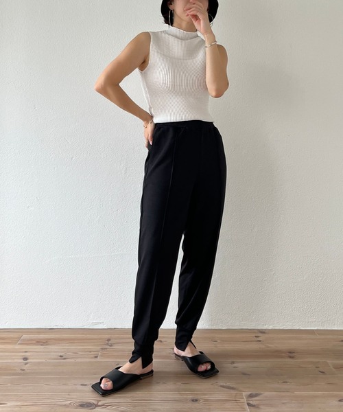 wee9s（ウィークス）の「non non iron petit high neck po / 伸縮性抜群！アイロン不要なプチハイネックノースリプルオーバー（Tシャツ/カットソー・レディース・ホワイト/ネイビー/パープル/ベージュ/ブラック/ピンク/マスタード/ベビーピンク・FREE）」の11枚目の写真