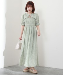 デコルテデザイン２Ｗａｙ花柄ワンピース