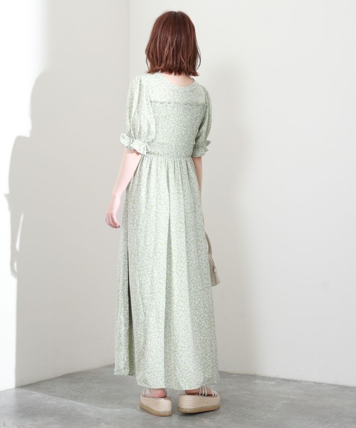 archives（アルシーヴ）の「デコルテデザイン２Ｗａｙ花柄ワンピース（ワンピース・レディース・ブラック/グリーン/アイボリー・MEDIUM）」の9枚目の写真