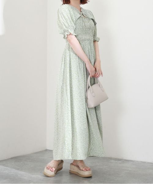 archives（アルシーヴ）の「デコルテデザイン２Ｗａｙ花柄ワンピース（ワンピース・レディース・ブラック/グリーン/アイボリー・MEDIUM）」の12枚目の写真