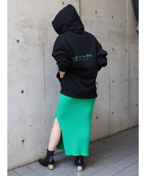 EVRIS（エヴリス）の「タートルネックリブノースリワンピース（ワンピース・レディース・ブラック/パープル/グリーン・FREE）」の17枚目の写真