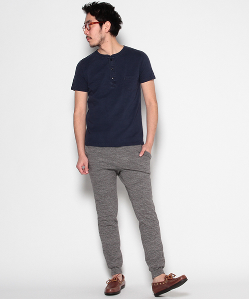 REMI RELIEF(レミレリーフ)の「◇REMI RELIEF×BEAMS PLUS / 別注 ヘンリーネックTシャツ(Tシャツ/カットソー・メンズ・ホワイト/グレー/ネイビー・X-LARGE/SMALL/MEDIUM/LARGE)」の21枚目の写真