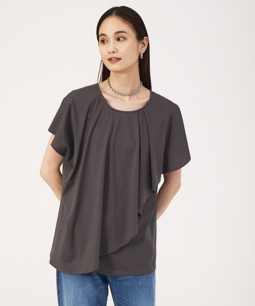 qualite(カリテ)の「2wayアシメフラッププルオーバー(Tシャツ/カットソー・レディース・ホワイト/サーモンピンク/チャコールグレー・フリー)」の2枚目の写真