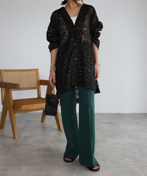 mi via loca（ミヴィアロカ）の「シアー箔レオパードシャツジャケット（テーラードジャケット・レディース・ブラック/オフホワイト・FREE）」の22枚目の写真