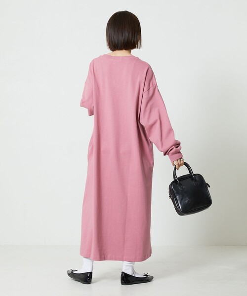 FREAK'S STORE(フリークスストア)の「【限定展開】ビッグロングスリーブTマキシワンピース(ワンピース・レディース・ナチュラル/ブラック/ブラウン/レンガ/マスタード/グリーン/ピンク・フリ-)」の12枚目の写真