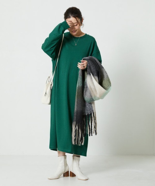 FREAK'S STORE(フリークスストア)の「【限定展開】ビッグロングスリーブTマキシワンピース(ワンピース・レディース・ナチュラル/ブラック/ブラウン/レンガ/マスタード/グリーン/ピンク・フリ-)」の5枚目の写真