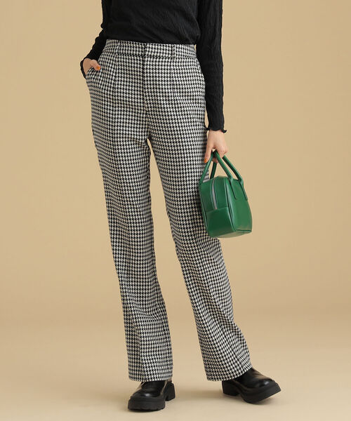 Ray BEAMS(レイビームス)の「Ray BEAMS / チェック フレア パンツ(その他パンツ・レディース・ブラウン/ブラック・1/0)」の5枚目の写真