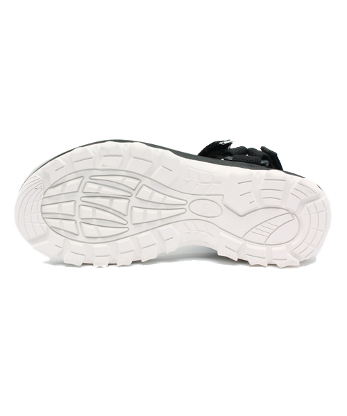 CIAOPANIC TYPY（チャオパニックティピー）の「スポーツサンダル（サンダル・レディース・ホワイト/ブラック・MEDIUM/LARGE）」の4枚目の写真