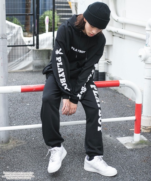 PLAYBOY プレイボーイ パフジャケット ダウン ロゴ クロップド丈 PLAYBOY(プレイボーイ)の「∴WEGO/【セットアップ対応商品