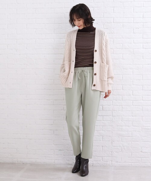 SHOO・LA・RUE（シューラルー）の「◆【SS-3L】シーズンレスで活躍！カルゼイージーパンツ（その他パンツ・レディース・ネイビー/ピンク系/ライトグリーン/ライトベージュ/ブラック・01/02/03/04/05/10）」の12枚目の写真