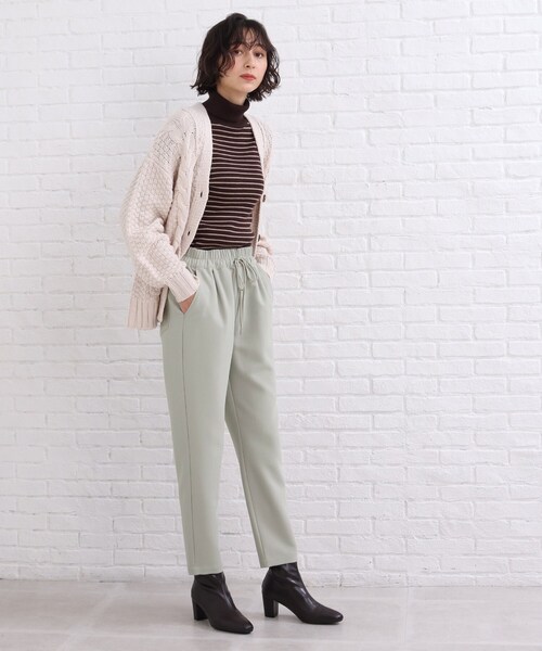 SHOO・LA・RUE（シューラルー）の「◆【SS-3L】シーズンレスで活躍！カルゼイージーパンツ（その他パンツ・レディース・ネイビー/ピンク系/ライトグリーン/ライトベージュ/ブラック・01/02/03/04/05/10）」の13枚目の写真