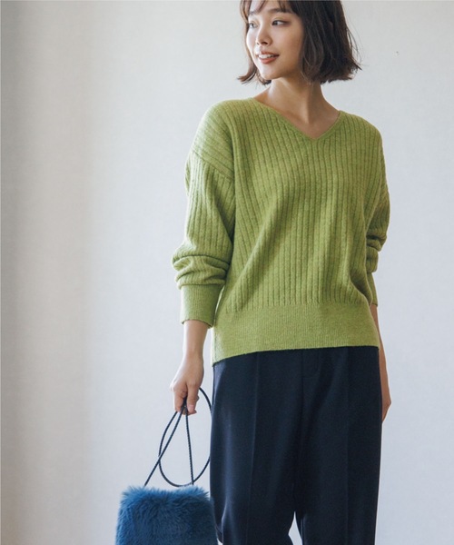 THE SHOP TK （ザ ショップ ティーケー ）の「◆【あったか/顔回りスッキリ】メランジ調リブVニット（ニット/セーター・レディース・アイボリー/黄緑系/ネイビー/ベージュ・12/13）」の17枚目の写真