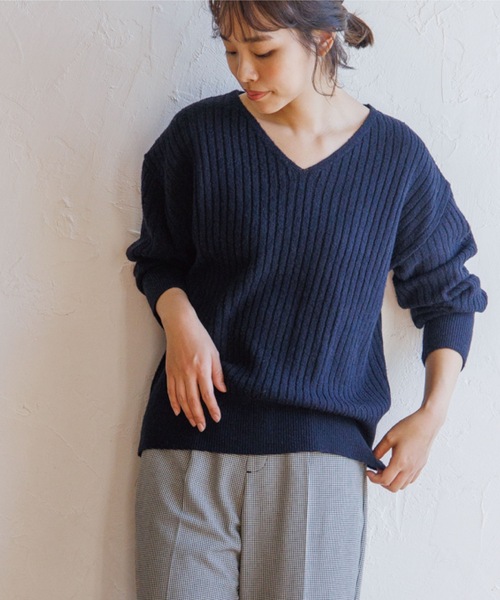 THE SHOP TK （ザ ショップ ティーケー ）の「◆【あったか/顔回りスッキリ】メランジ調リブVニット（ニット/セーター・レディース・アイボリー/黄緑系/ネイビー/ベージュ・12/13）」の19枚目の写真
