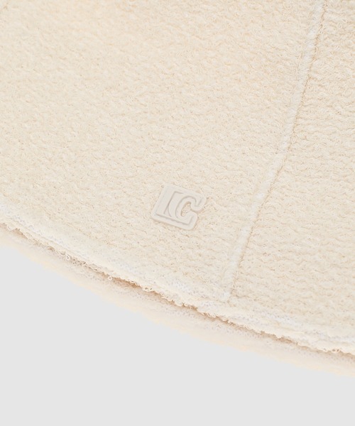 LOW CLASSIC(ロウ クラシック)の「FLUFFY BUCKET HAT(ハット・レディース・アイボリー・ONE SIZE)」の6枚目の写真