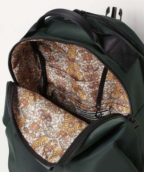 Onitsuka Tiger（オニツカタイガー）の「PRINTED BACK PACK