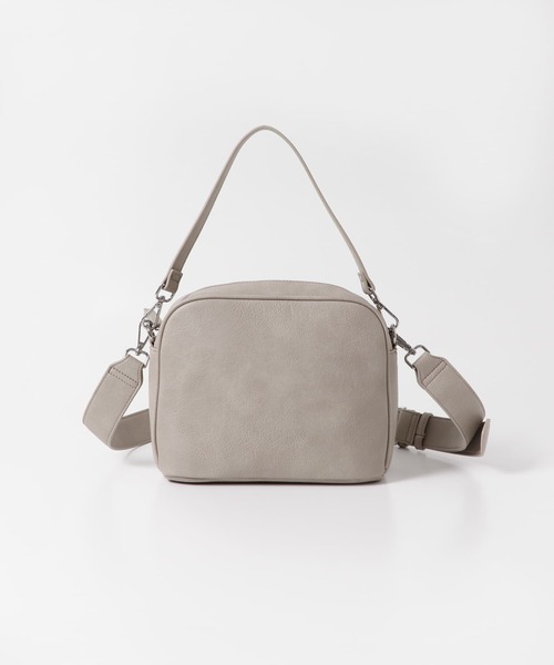 URBAN RESEARCH DOORS（アーバンリサーチドアーズ）の「2WAYスクエアショルダーバッグ（ショルダーバッグ・レディース・ブラック/ベージュ系その他・-）」の18枚目の写真