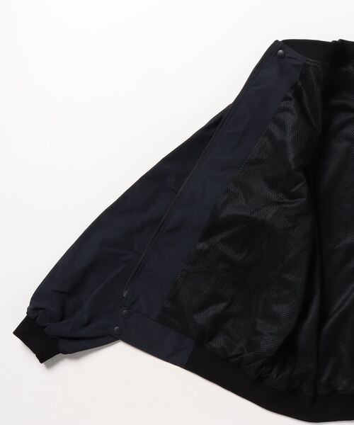 wonderland(ワンダーランド)の「North jacket(ブルゾン・メンズ・グリーン/ブラック・L/M/XL)」の4枚目の写真