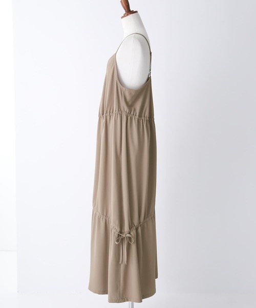 osharewalker(オシャレウォーカー)の「【廃盤】『ドロストギャザーキャミワンピース』(ワンピース・レディース・ブラック/モカ/グリーン・1/2)」の21枚目の写真