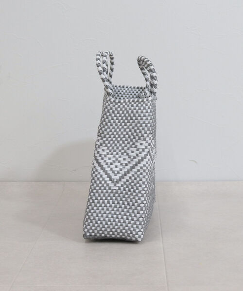 Letra(レトラ)の「【Letra/レトラ】メルカドバッグSHORT(トートバッグ・レディース・シルバー/イエロー系その他/ブルー系その他/ピンク系その他・FREE)」の9枚目の写真