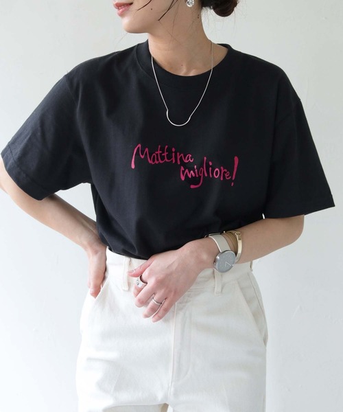 HER CLOSET（ハークローゼット）の「【shemoshelly】WEB限定MattinaロゴTシャツ（Tシャツ/カットソー・レディース・ブラック/ライトグリーン/ホワイト/ライトイエロー・M/S/L）」の3枚目の写真