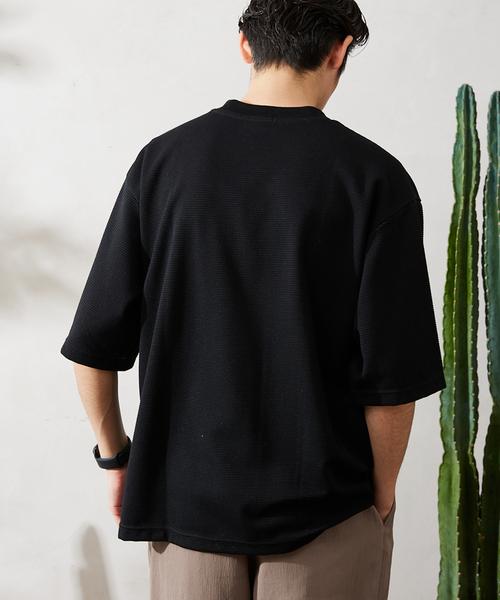 LACOSTE（ラコステ）の「【LACOSTE / ラコステ】別注 WAFFLE Tシャツ（Tシャツ/カットソー・メンズ・ベージュ/グリーン系その他/ブラック/アーミー/ホワイト・4/3/5）」の7枚目の写真